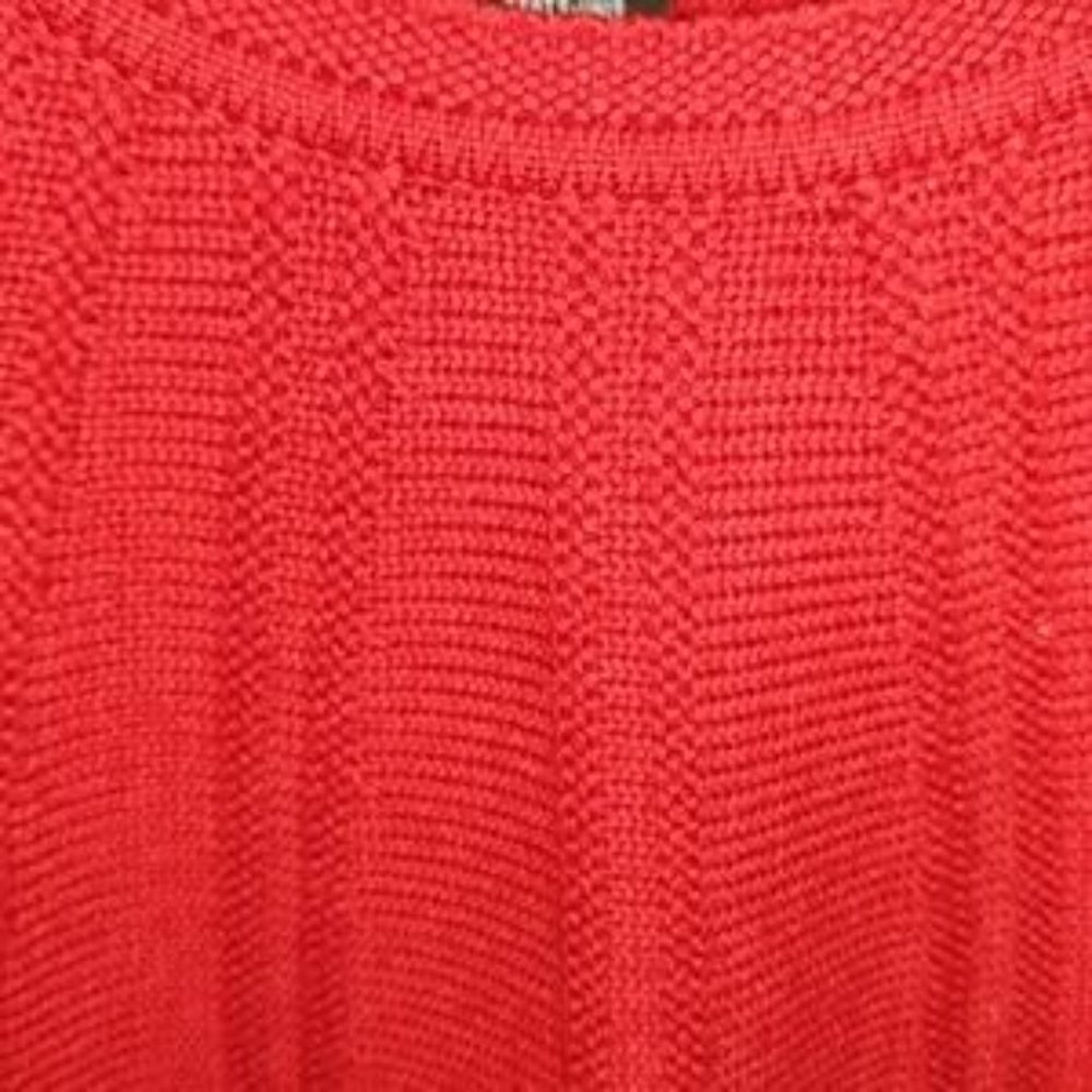 Sweater - Picture 5 of 6